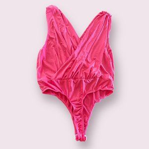 Fashion Nova | Women’s | Cherynn Plunge Neck Bodysuit - Fuchsia | Size: 1X